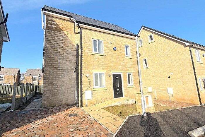 3 Bedroom Detached House To Rent In Stone Fold, Sheffield, S13