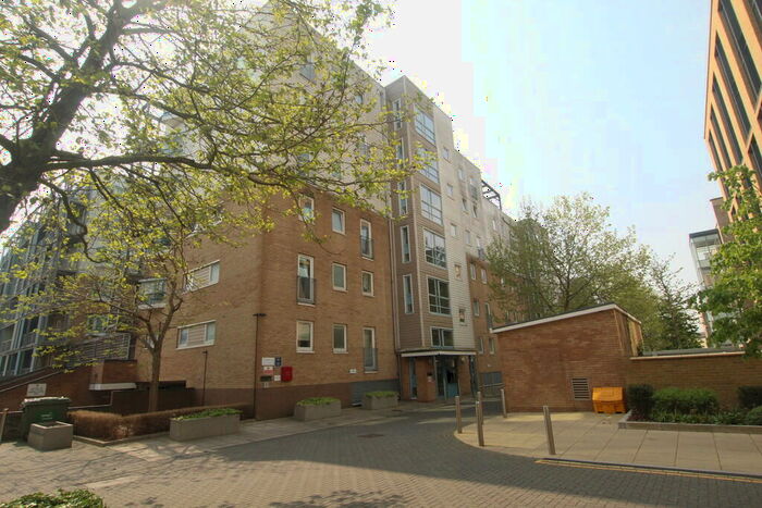 1 Bedroom Apartment To Rent In Warren Close, Cambridge, CB2