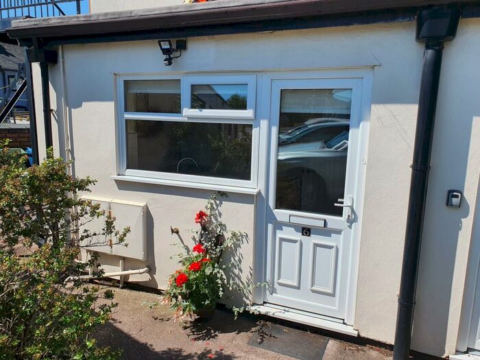 1 Bedroom Ground Flat To Rent In St. Thomas Street, Stafford, ST16