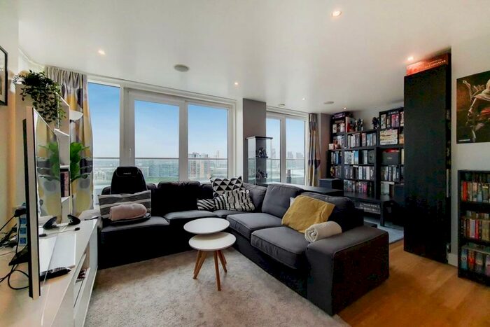 2 Bedroom Flat To Rent In Adriatic Apartments, Royal Docks, London, E16