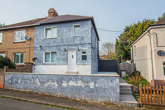 3 Bedroom Semi Detached House For Sale In John Pyel Road, Irthlingborough, NN9