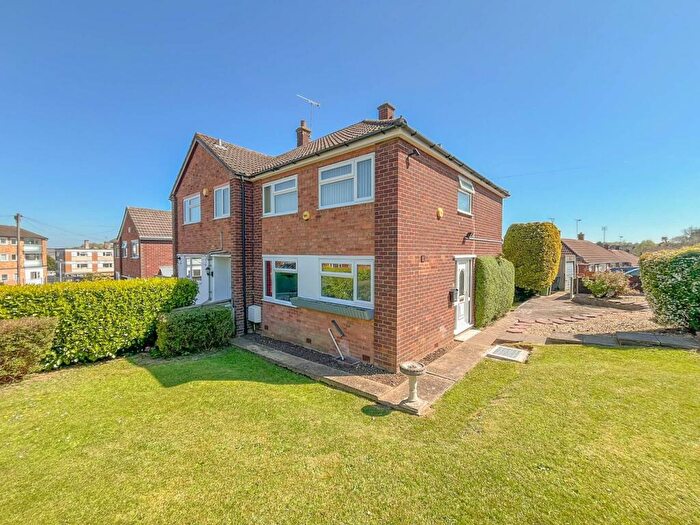3 Bedroom Semi-Detached House For Sale In Collingwood Avenue, Bilton, Rugby, CV22