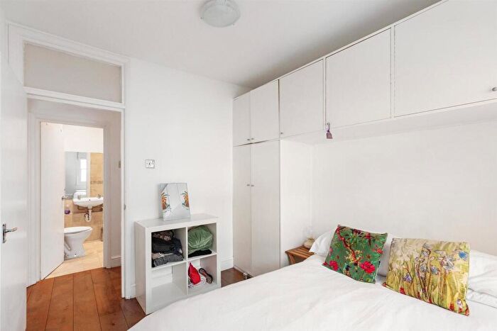1 Bedroom Flat For Sale In Maxted Road, SE15
