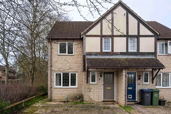 3 Bedroom End Of Terrace House For Sale In Catterick Close, Chippenham, SN14