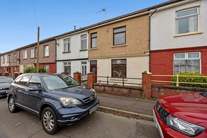 3 Bedroom Terraced House For Sale In The Parade, Church Village, CF38