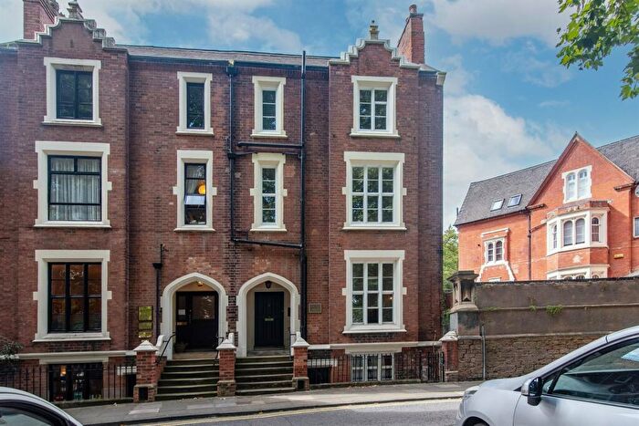 2 Bedroom Apartment To Rent In Wellington Circus, NG1