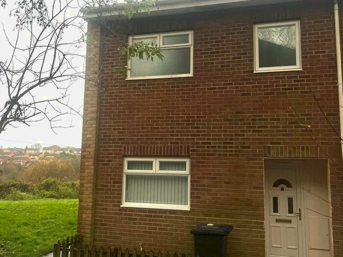 3 Bedroom End Of Terrace House To Rent In Galahad Close, King Arthurs Way, Andover, SP10