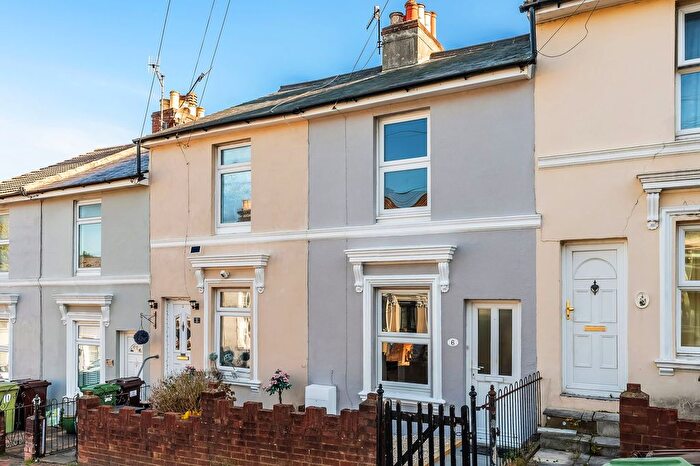 2 Bedroom Terraced House For Sale In Rochdale Road, Tunbridge Wells, TN1
