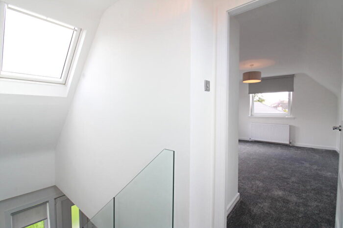 4 Bedroom House To Rent In Gleniffer Road, Renfrew, PA4