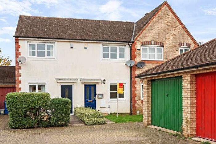 2 Bedroom Semi Detached House To Rent In Dunlin Court, Bicester, OX26