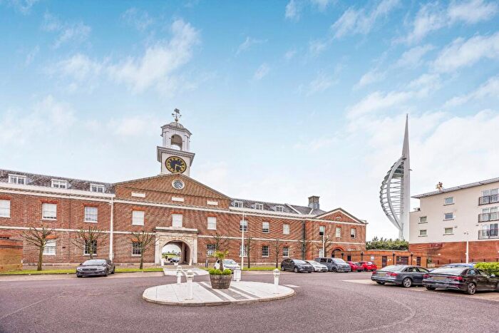 2 Bedroom Apartment To Rent In Gunwharf Quays, Portsmouth, Hampshire, PO1