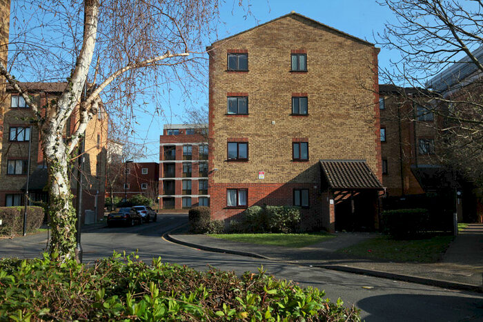 1 Bedroom Flat To Rent In Brockway Close, Leytonstone, E11