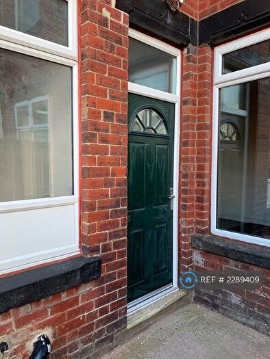 1 Bedroom Flat To Rent In Armley, Leeds, LS12