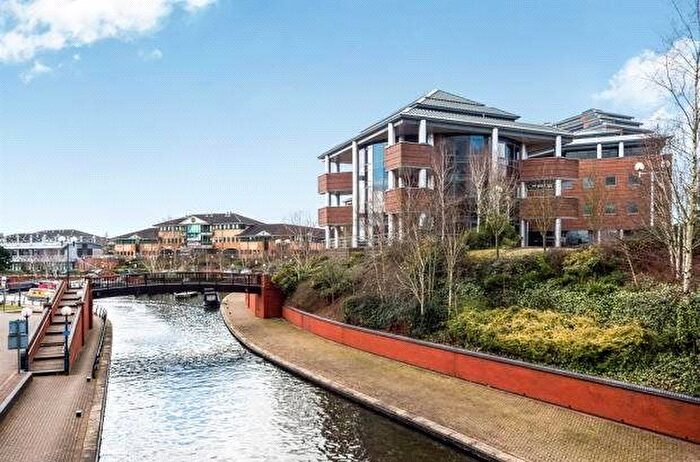 2 Bedroom Flat To Rent In Point North, Waterfront Way, Brierley Hill, West Midlands, DY5