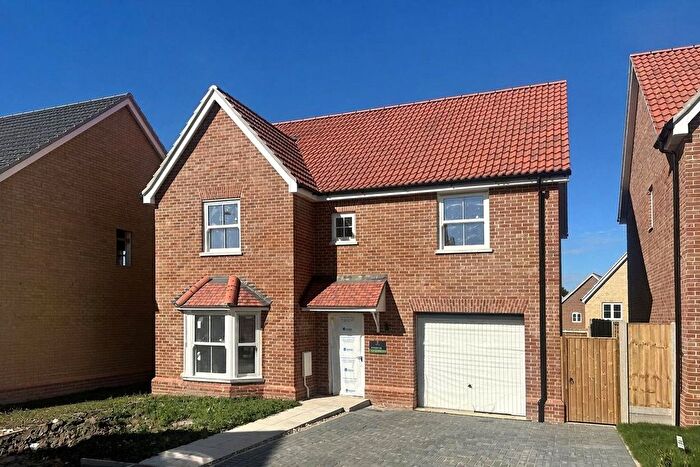 4 Bedroom Detached House For Sale In Roman Way, Halesworth, Suffolk, IP19