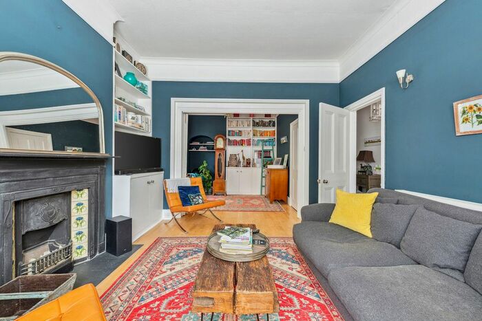 6 Bedroom Semi-Detached House To Rent In Vernon Road, London, SW14