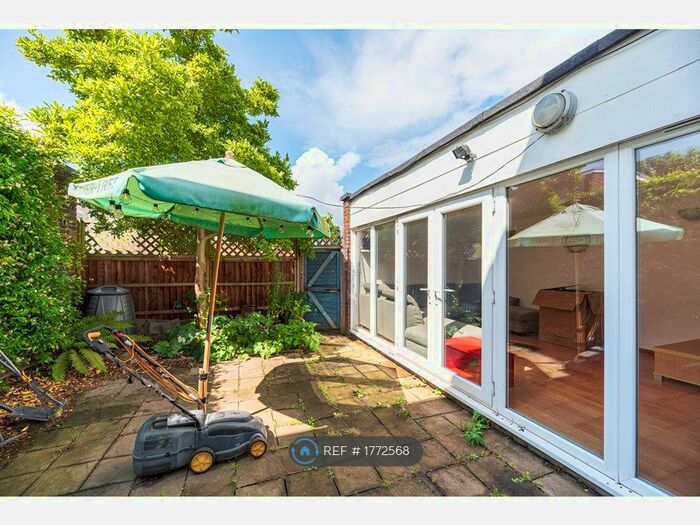 4 Bedroom Terraced House To Rent In Farnham Gardens, London, SW20