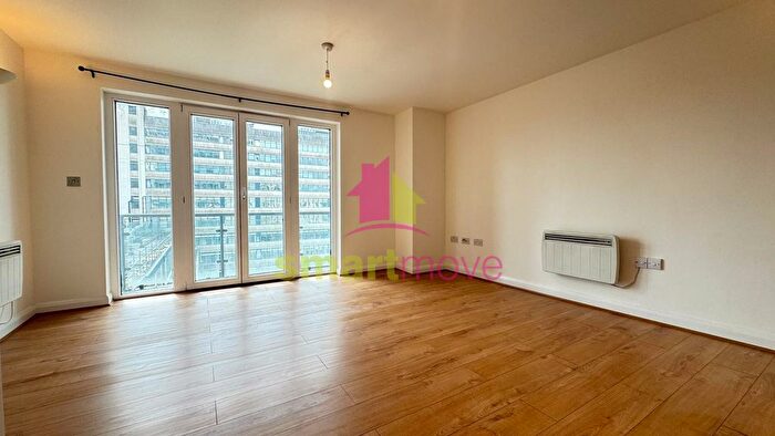 1 Bedroom Flat To Rent In Icon Building, Ilford, Ilford, Essex, IG1