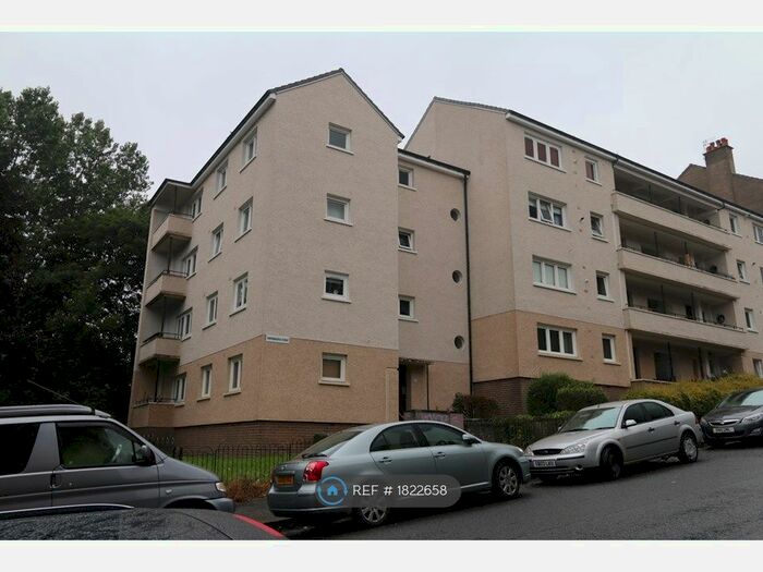 3 Bedroom Flat To Rent In Thornwood Drive, Glasgow, G11