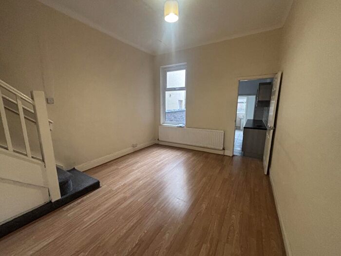 3 Bedroom House To Rent In Widdrington Road, CV1