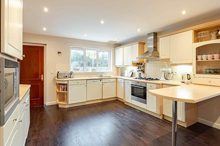 5 Bedroom Detached House For Sale In Clark Avenue, Linlithgow, EH49