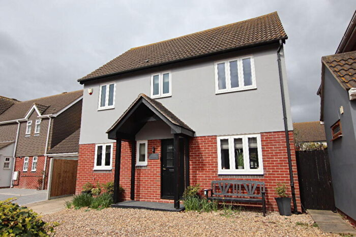 4 Bedroom Detached House For Sale In Portsmouth Road, Clacton On Sea, CO15