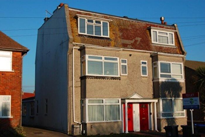 1 Bedroom Flat To Rent In Cross Road, Southwick, BN42