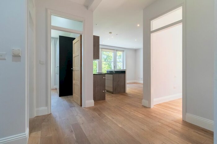 2 Bedroom Flat To Rent In Belsize Avenue, London, NW3