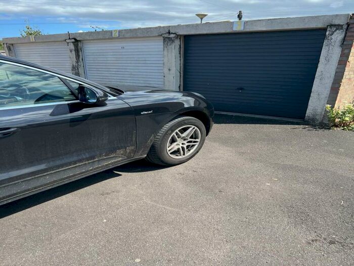 Garage / Parking To Rent In Westfield Road, Frome, Somerset, BA11