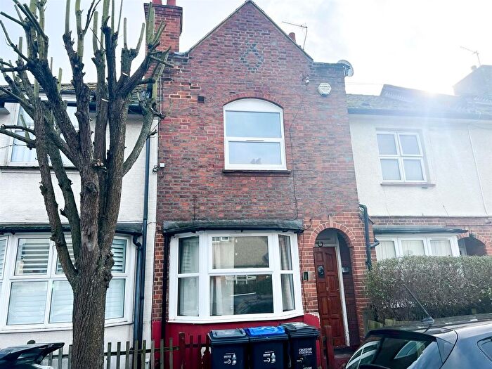 2 Bedroom Terraced House To Rent In Newlands Road, London, SW16