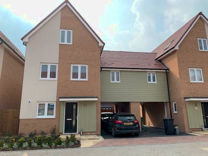 4 Bedroom House To Rent In Anderson Drive, Peterborough, PE3