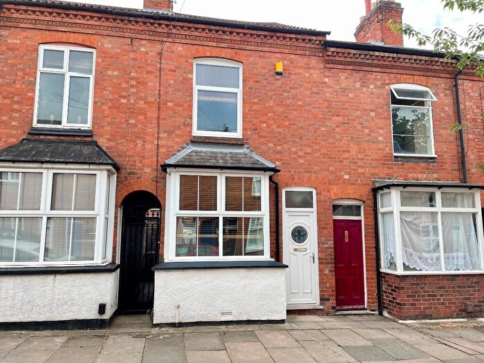 2 Bedroom Terraced House For Sale In Oxford Road, Clarendon Park, Leics, LE2
