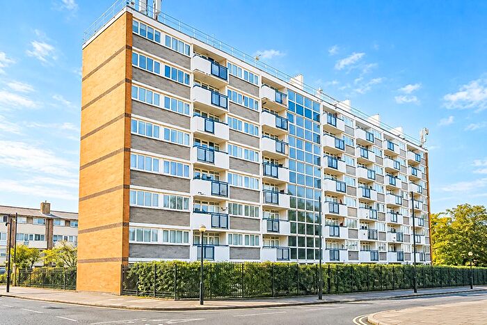2 Bedroom Flat For Sale In Trinity Gardens, Canning Town, London, E16