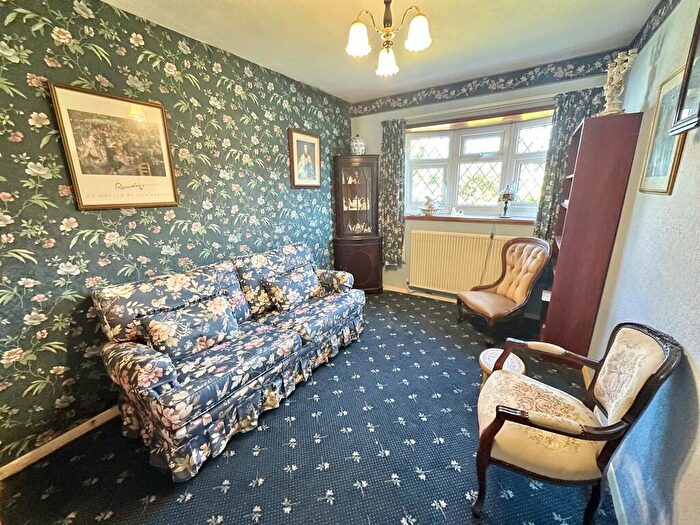 2 Bedroom Detached Bungalow For Sale In Coleford Close, Mytchett, GU16