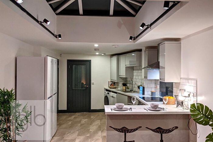 1 Bedroom Property To Rent In Paynes Lane, Hillfields, Coventry, CV1