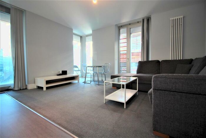 2 Bedroom Apartment To Rent In The Quad, Highcross Street, Leicester, LE1