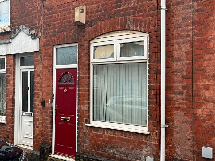 3 Bedroom Terraced House To Rent In Selborne Street, Walsall, West Midlands, WS1