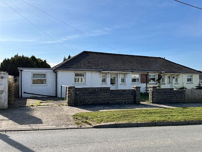 2 Bedroom Semi-Detached Bungalow For Sale In Hyfrydle, Letterston, Haverfordwest, SA62