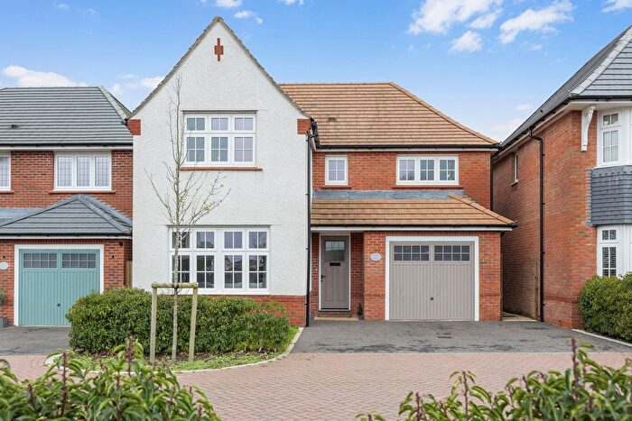 4 Bedroom Detached House For Sale In Littledown, Shaftesbury, SP7