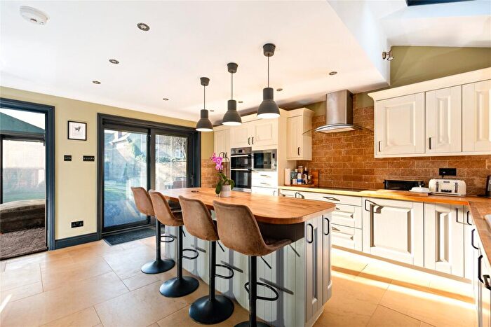 4 Bedroom Detached House For Sale In Church Walk, Great Billing, Northamptonshire, NN3