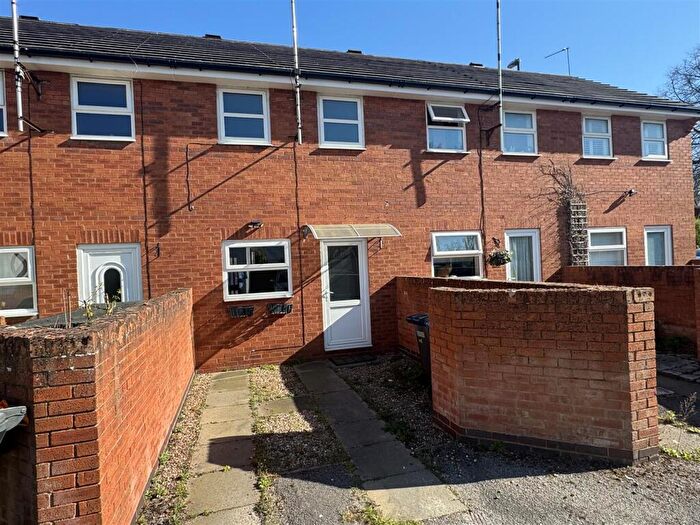 2 Bedroom Town House To Rent In Ashbourne Court, Derby, DE1