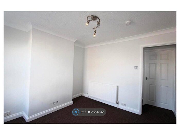 3 Bedroom Terraced House To Rent In Franklin Road, Gillingham, ME7