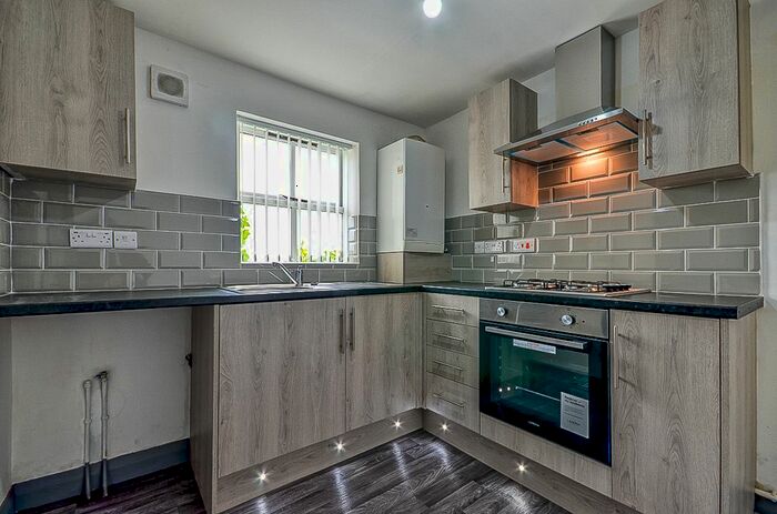 2 Bedroom Flat To Rent In Kingsbridge Wharf, Mill Hill, Blackburn, BB2