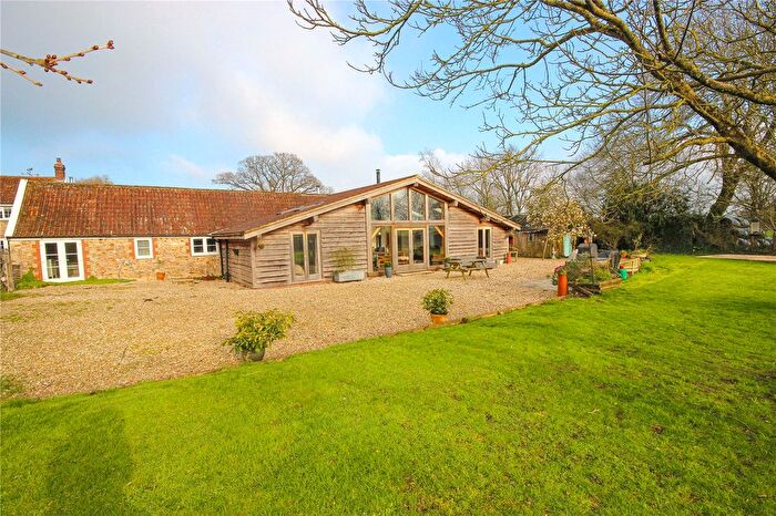 3 Bedroom Equestrian For Sale In Shute, Shute, EX13