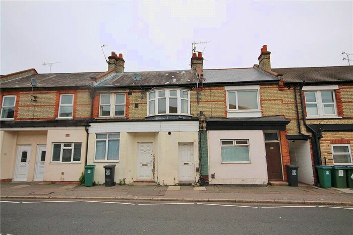 1 Bedroom Maisonette To Rent In Leavesden Road, Watford, Hertfordshire, WD24