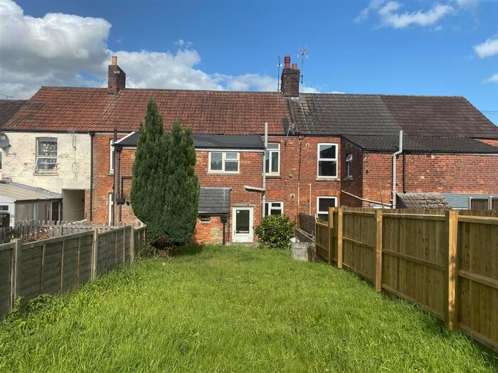 2 Bedroom Terraced House To Rent In St Michaels Avenue, Yeovil, Somerset, BA21