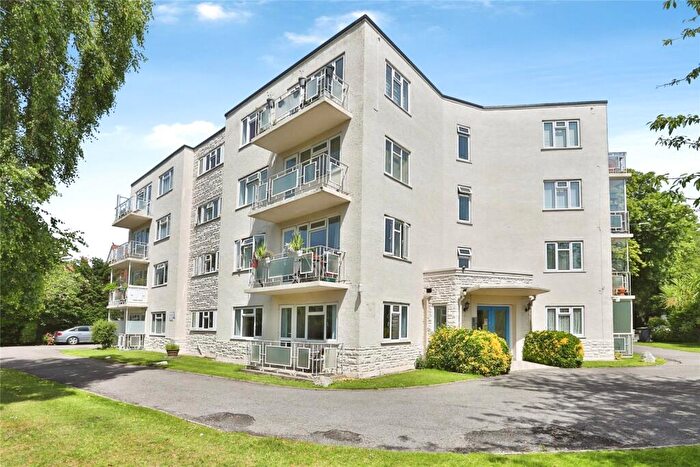 2 Bedroom Flat For Sale In Durley Chine Road, Westbourne, Bournemouth, Dorset, BH2
