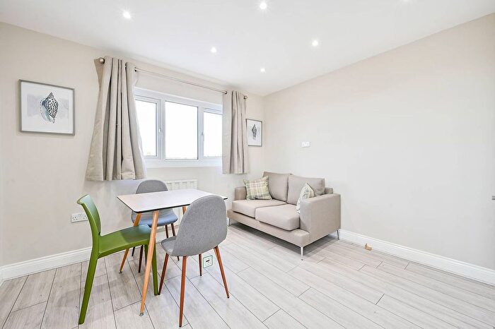 1 Bedroom Flat To Rent In Allison Road, Acton, London, W3