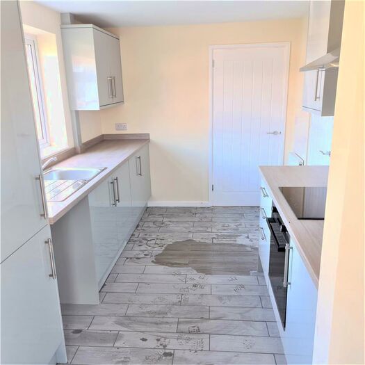 2 Bedroom Chalet To Rent In Woodgate Road, Leverington, Wisbech, PE13