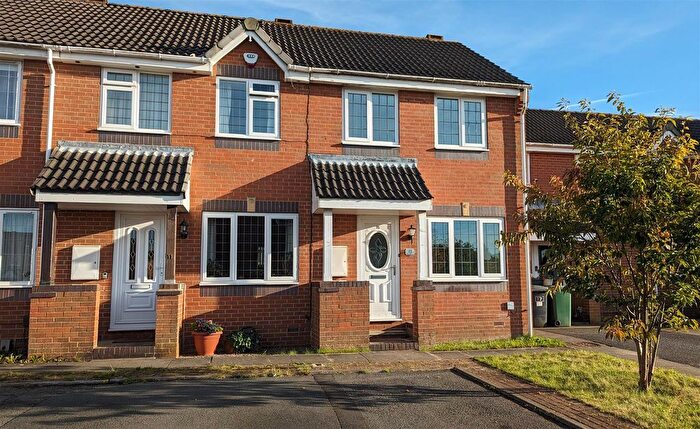 2 Bedroom End Of Terrace House To Rent In Maizebrook, Dewsbury, WF13